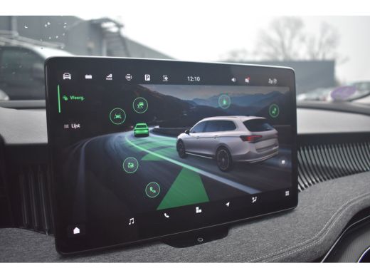 Skoda Superb Combi 1.5 TSI 204PK iV First Edition | TREKHAK | STOELVERW. | NAVIGATIE | KEYLESS ENTREE | APP. C... ActivLease financial lease