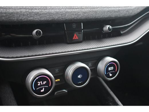 Skoda Superb Combi 1.5 TSI 204PK iV First Edition | TREKHAK | STOELVERW. | NAVIGATIE | KEYLESS ENTREE | APP. C... ActivLease financial lease