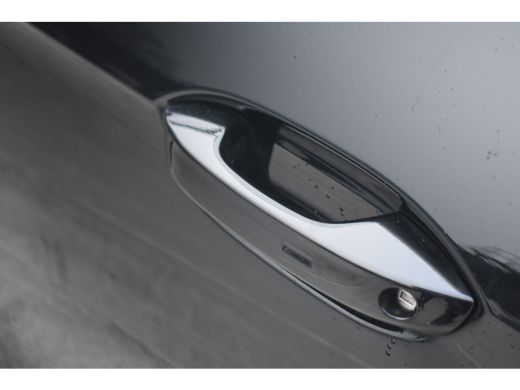 Skoda Superb Combi 1.5 TSI 204PK iV First Edition | TREKHAK | STOELVERW. | NAVIGATIE | KEYLESS ENTREE | APP. C... ActivLease financial lease