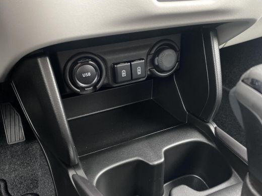 Suzuki Swift 1.2 Style Smart Hybrid | Nieuwe auto | Direct uit voorraad leverbaar | ActivLease financial lease