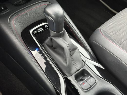 Toyota Corolla 2.0 Hybrid Executive **TREKHAAK/ NAVIGATIE/ DODEHOEK DETECTIE/ STOELVERWARMING/ 36 MAANDEN GARANT... ActivLease financial lease