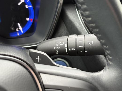 Toyota Corolla 2.0 Hybrid Executive **TREKHAAK/ NAVIGATIE/ DODEHOEK DETECTIE/ STOELVERWARMING/ 36 MAANDEN GARANT... ActivLease financial lease