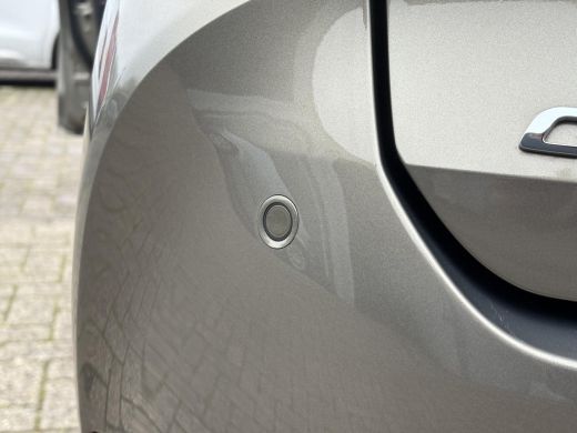 Toyota Corolla 2.0 Hybrid Executive **TREKHAAK/ NAVIGATIE/ DODEHOEK DETECTIE/ STOELVERWARMING/ 36 MAANDEN GARANT... ActivLease financial lease