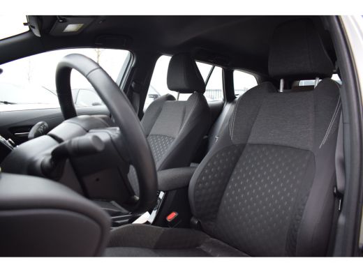 Toyota Corolla Touring Sports Hybrid 140 Active | Apple CarPlay | Camera | ACC | Climate ActivLease financial lease