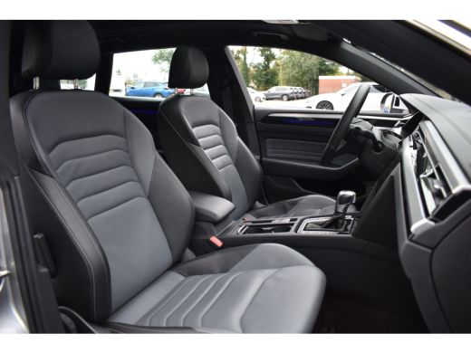 Volkswagen Arteon eHYBRID 218PK DSG ELEGANCE BUSINESS+ LEDER/VIRTUAL/PANORAMADAK ActivLease financial lease