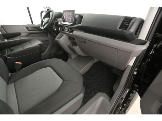 Volkswagen Crafter 2.0 TDI DSG HIGHLINE EXCLUSIVE L3H3 | DC | FACELIFT MODEL | BPM VRIJ | Virtual | 2xSchuifdeur | 3... ActivLease financial lease