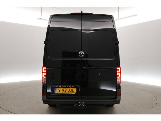 Volkswagen Crafter 2.0 TDI DSG HIGHLINE EXCLUSIVE L3H3 | DC | FACELIFT MODEL | BPM VRIJ | Virtual | 2xSchuifdeur | 3... ActivLease financial lease