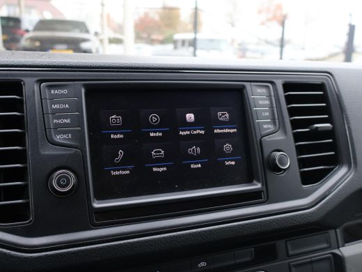 Volkswagen Crafter 35 2.0 TDI 140 PK EURO 6 BAKWAGEN MEUBELBAK + APPLE CARPLAY | AIRCO | GEVEERDE STOEL ActivLease financial lease