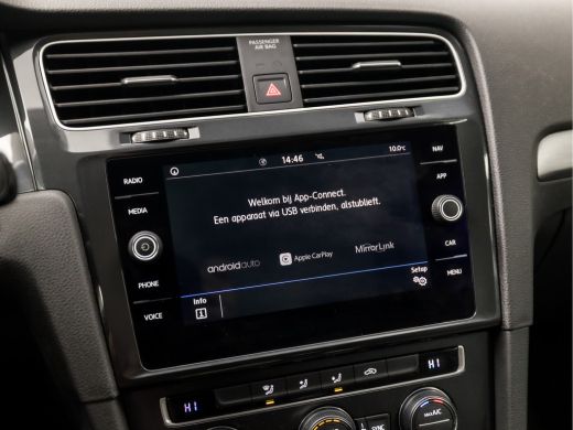 Volkswagen Golf 1.0 TSI Sportline (APPLE CARPLAY, GROOT NAVI, CLIMATE, ADAPTIVE CRUISE, SPORTSTOELEN, LM VELGEN, ... ActivLease financial lease