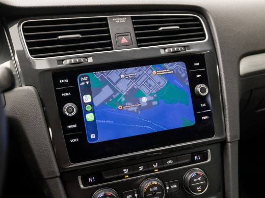 Volkswagen Golf 1.0 TSI Sportline (APPLE CARPLAY, GROOT NAVI, CLIMATE, ADAPTIVE CRUISE, SPORTSTOELEN, LM VELGEN, ... ActivLease financial lease