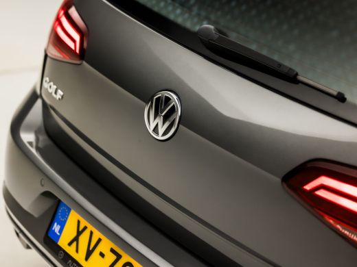 Volkswagen Golf 1.0 TSI Sportline (APPLE CARPLAY, GROOT NAVI, CLIMATE, ADAPTIVE CRUISE, SPORTSTOELEN, LM VELGEN, ... ActivLease financial lease