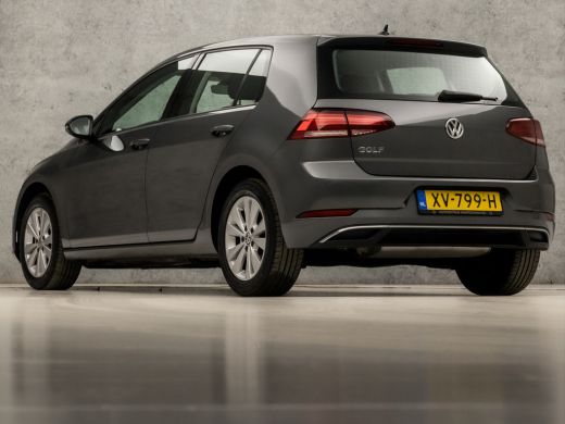 Volkswagen Golf 1.0 TSI Sportline (APPLE CARPLAY, GROOT NAVI, CLIMATE, ADAPTIVE CRUISE, SPORTSTOELEN, LM VELGEN, ... ActivLease financial lease