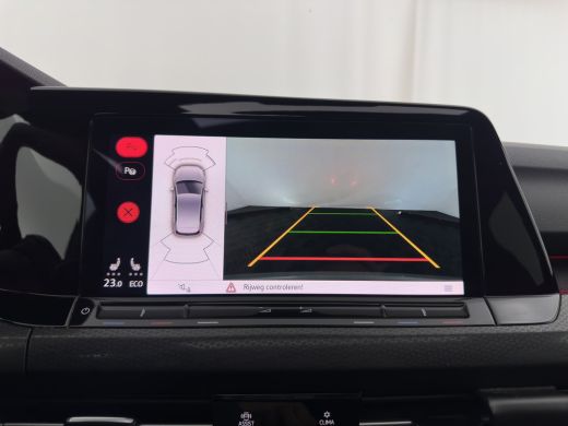 Volkswagen Golf 1.4 eHybrid GTE (INCL-BTW) *PANO | NAVI | CRUISE | VIRTUAL | 18 INCH ALU* ActivLease financial lease