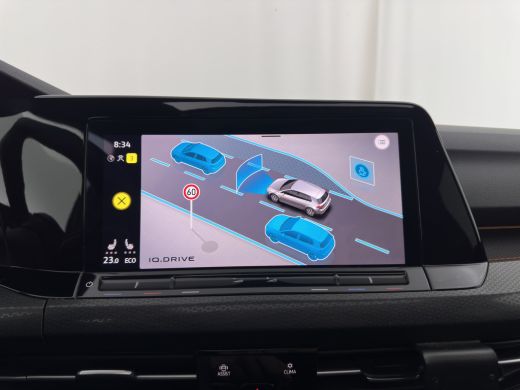 Volkswagen Golf 1.4 eHybrid GTE (INCL-BTW) *PANO | NAVI | CRUISE | VIRTUAL | 18 INCH ALU* ActivLease financial lease