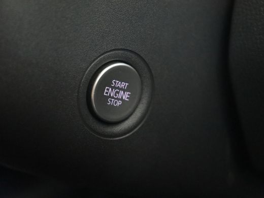 Volkswagen ID.3 First Plus 58 kWh | Stoel & stuurverwarming | Matrix LED | Adaptive cruise | Carplay | Sfeerverli... ActivLease financial lease