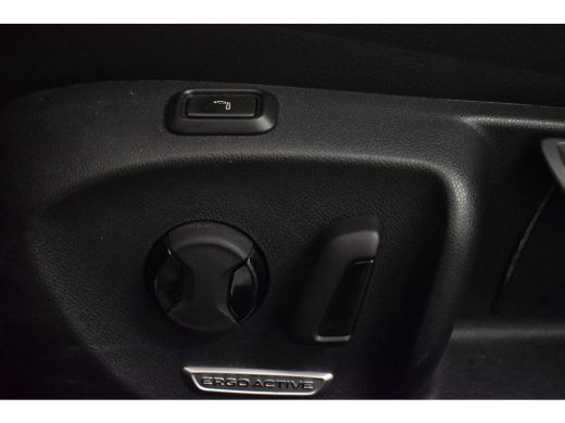 Volkswagen Passat Variant 1.5 eTSI 150PK DSG BUSINESS 360-CAMERA/ALCANTARA/TREKHAAK ActivLease financial lease