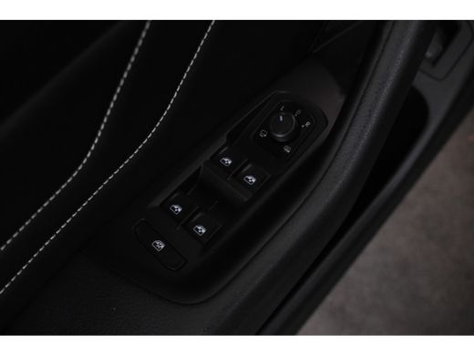 Volkswagen Passat Variant 1.6 TDI Comfort Business Automaat, Navigatie, Leer, Lmv ActivLease financial lease