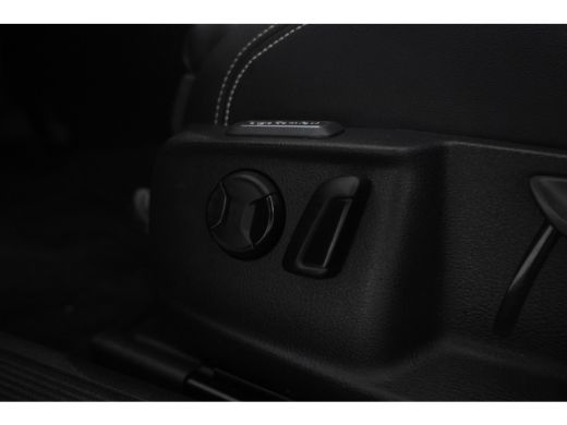 Volkswagen Passat Variant 1.6 TDI Comfort Business Automaat, Navigatie, Leer, Lmv ActivLease financial lease