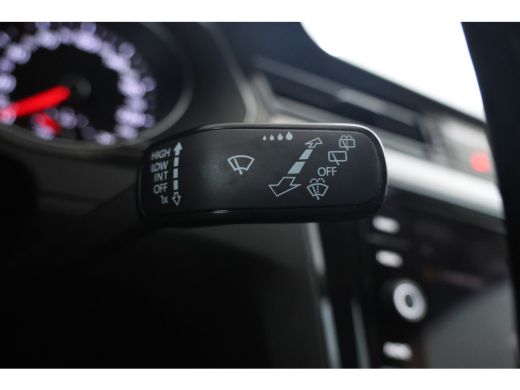 Volkswagen Passat Variant 1.6 TDI Comfort Business Automaat, Navigatie, Leer, Lmv ActivLease financial lease