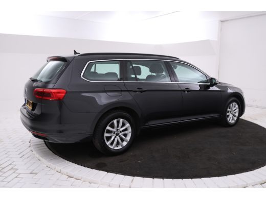 Volkswagen Passat Variant 1.6 TDI Comfort Business Automaat, Navigatie, Leer, Lmv ActivLease financial lease
