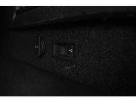 Volkswagen Passat Variant 1.6 TDI Comfort Business Automaat, Navigatie, Leer, Lmv ActivLease financial lease