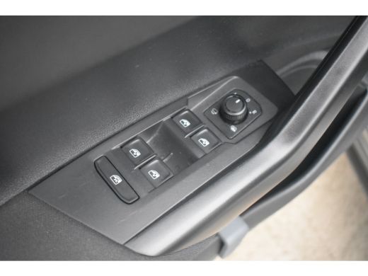 Volkswagen Polo 1.0 TSI 95pk R-Line Edition | CAMERA ACHTER | APP. CONNECT | ADAPT. CRUISE | AIRCO | LED ActivLease financial lease