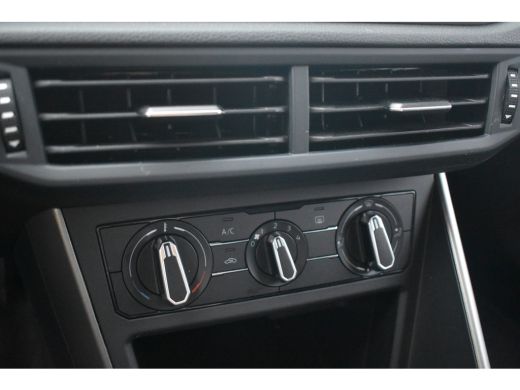 Volkswagen Polo 1.0 TSI 95pk R-Line Edition | CAMERA ACHTER | APP. CONNECT | ADAPT. CRUISE | AIRCO | LED ActivLease financial lease