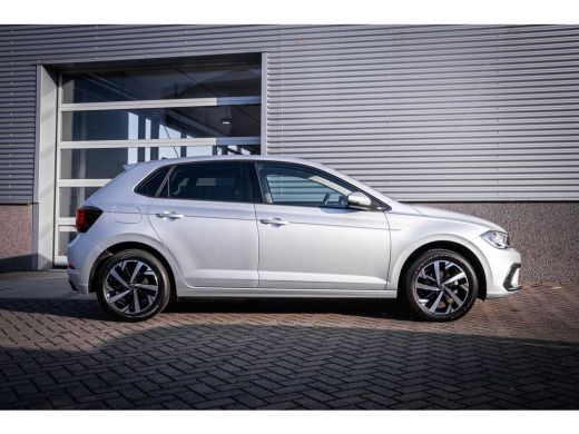 Volkswagen Polo 1.0 TSI Life Edition | Achteruitrijcamera | Airco (automatisch) | Keyless entry/start ActivLease financial lease