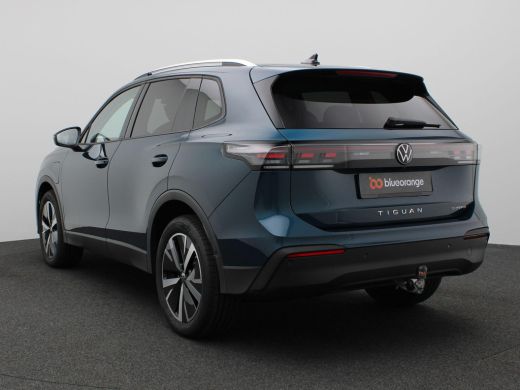 Volkswagen Tiguan 1.5 eHybrid Life Edition 204PK DSG Trekhaak, 19" LM Velgen, Achteruitrijcamera, Side Assist, Navi... ActivLease financial lease