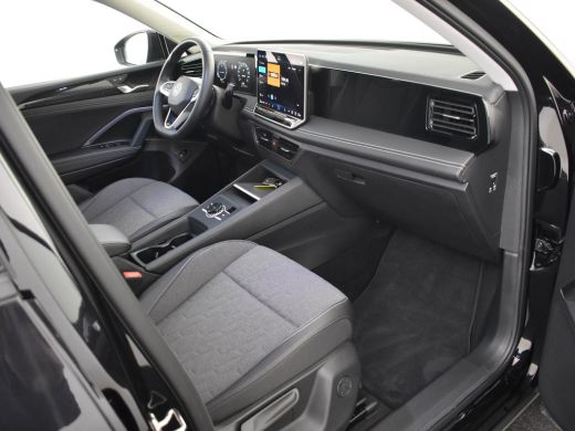 Volkswagen Tiguan 1.5 eTSI Life Edition 150pk DSG/AUTO | Trekhaak | Dodehoekdetectie | Navigatie via app connect | ... ActivLease financial lease