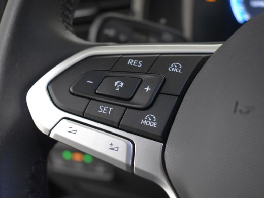 Volkswagen Tiguan 1.5 eTSI Life Edition 150pk DSG/AUTO | Trekhaak | Dodehoekdetectie | Navigatie via app connect | ... ActivLease financial lease