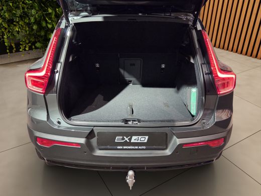 Volvo  EX40 185 kW Single Motor Extended Range RWD Ultra Dark | Trekhaak | 360 Camera | Panoramadak | Pilot A... ActivLease financial lease