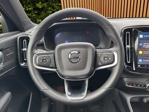 Volvo  EX40 Single Motor Extended Range Ultra 82 kWh | Trekhaak | 360 Camera | Panoramadak | Harman/Kardon ActivLease financial lease