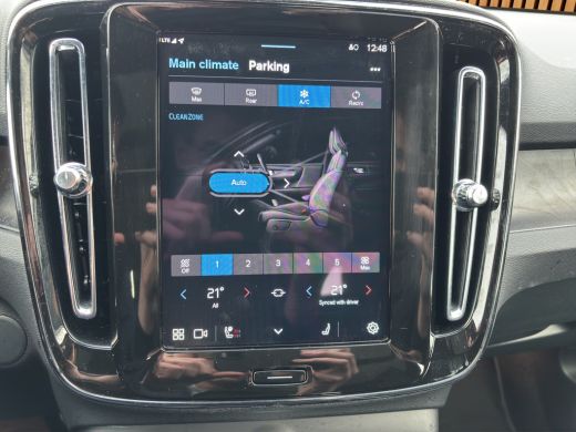 Volvo  EX40 Single Motor Extended Range Ultra 82 kWh | Trekhaak | 360 Camera | Panoramadak | Harman/Kardon ActivLease financial lease