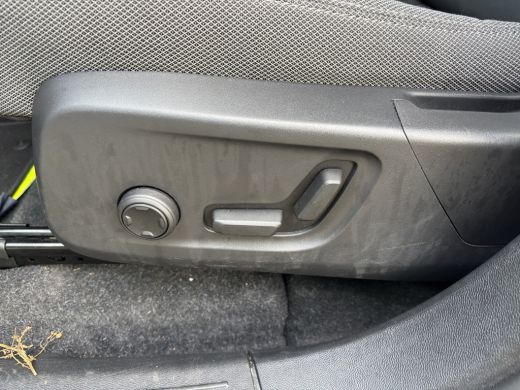 Volvo  EX40 Single Motor Extended Range Ultra 82 kWh | Trekhaak | 360 Camera | Panoramadak | Harman/Kardon ActivLease financial lease