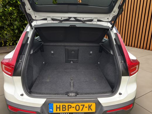 Volvo  EX40 Single Motor Extended Range Ultra 82 kWh | Trekhaak | 360 Camera | Panoramadak | Harman/Kardon ActivLease financial lease