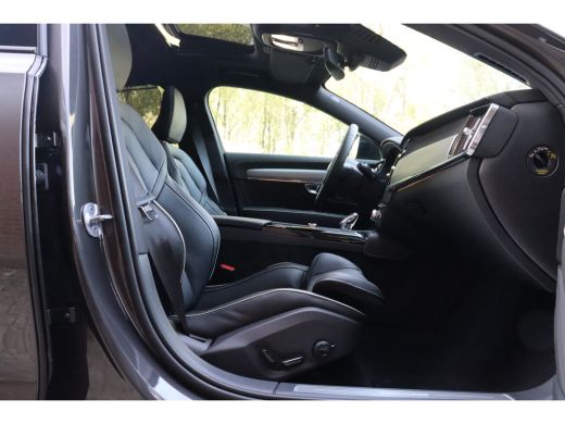 Volvo  S90 2.0 T8 AWD Ultimate Dark Luchtvering | 360&deg; Camera | Head-Up Display | Schuifdak | 455pk | Harman... ActivLease financial lease