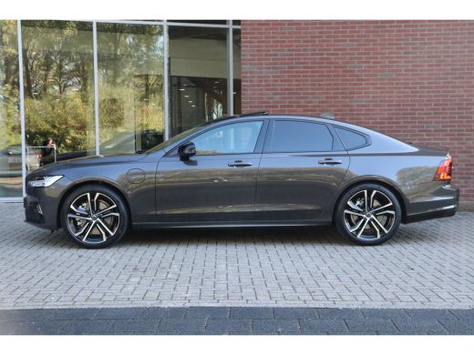 Volvo  S90 2.0 T8 AWD Ultimate Dark Luchtvering | 360&deg; Camera | Head-Up Display | Schuifdak | 455pk | Harman... ActivLease financial lease
