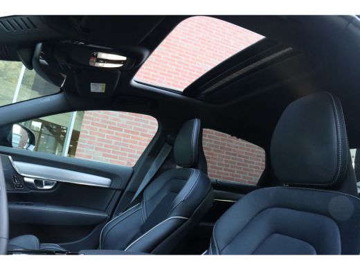 Volvo  S90 2.0 T8 AWD Ultimate Dark Luchtvering | 360&deg; Camera | Head-Up Display | Schuifdak | 455pk | Harman... ActivLease financial lease