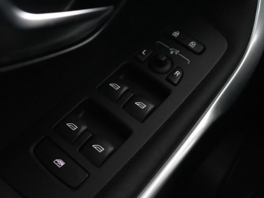 Volvo  V40 1.5 T2 Polar+ | Automaat | Stoelverwarming | Full LED | Navigatie | Parkeerhulp | Climate control... ActivLease financial lease