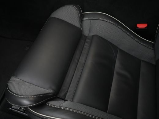 Volvo  V60 2.0 T6 Plug-in hybrid AWD Plus Dark | 360&deg; Camera | Harman Kardon | Nappa Sportstoelen | Adaptive... ActivLease financial lease