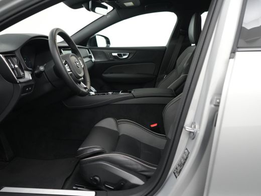 Volvo  V60 2.0 T6 Plug-in hybrid AWD Plus Dark | 360&deg; Camera | Harman Kardon | Nappa Sportstoelen | Adaptive... ActivLease financial lease