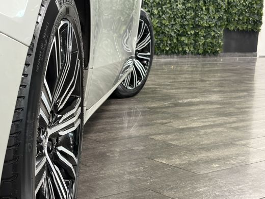 Volvo  V60 T6 AWD Recharge Inscription Birch Light! | 360&deg; Camera | Head-Up Display | Adaptieve Cruise Contr... ActivLease financial lease