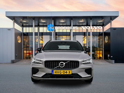 Volvo  V60 T6 Recharge Plus Dark | 18" | 360 Camera | Harman Kardon | Elektrisch verstelbare Stoelen | Trekh... ActivLease financial lease