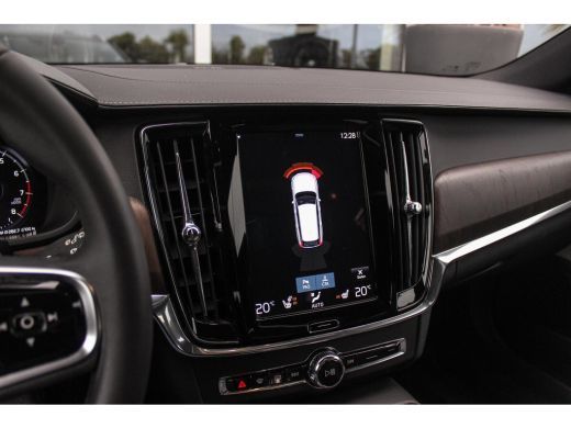 Volvo  V90 2.0 B4 Business Pro Inscription| BTW auto | 1e eigenaar | NL auto | 20 inch | Panoramadak | Harma... ActivLease financial lease