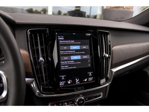 Volvo  V90 2.0 B4 Business Pro Inscription| BTW auto | 1e eigenaar | NL auto | 20 inch | Panoramadak | Harma... ActivLease financial lease