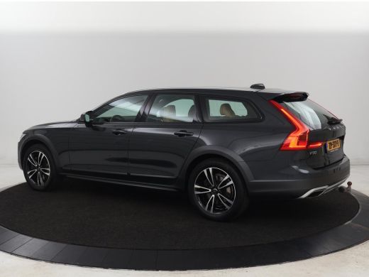 Volvo  V90 Cross Country 2.0 T5 AWD | Leder | Trekhaak | Stoelverwarming | Adaptive cruise | Camera | Carpla... ActivLease financial lease
