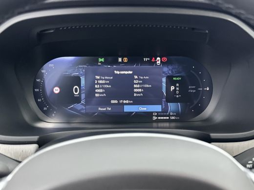 Volvo  V90 T8 Recharge Ultra Dark | 20" | Luchtvering | Trekhaak | Geventileerd Nappa | Massagestoelen | Bow... ActivLease financial lease