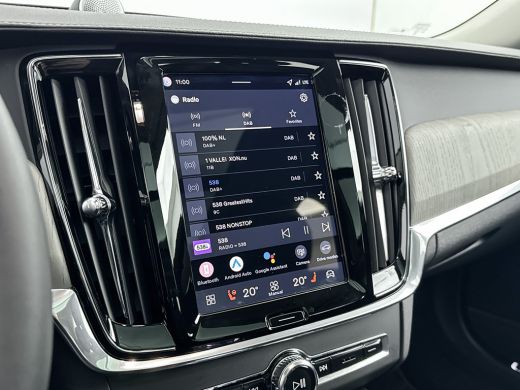 Volvo  V90 T8 Recharge Ultra Dark | 20" | Luchtvering | Trekhaak | Geventileerd Nappa | Massagestoelen | Bow... ActivLease financial lease