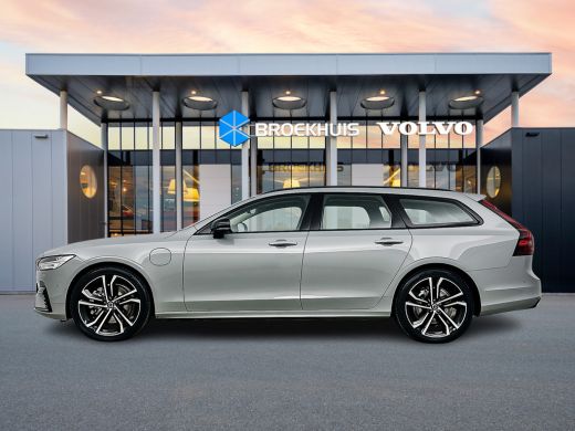 Volvo  V90 T8 Recharge Ultra Dark | 20" | Luchtvering | Trekhaak | Geventileerd Nappa | Massagestoelen | Bow... ActivLease financial lease
